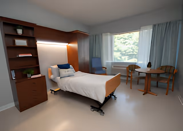 Photo 12 of Accolade Healthcare Of Paxton Senior Living