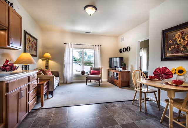 Photo 9 of Charter Senior Living of Godfrey