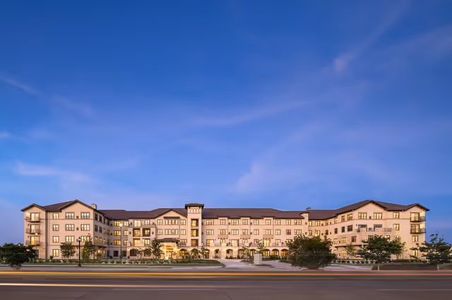 Photo 3 of Grand Living At Riverstone