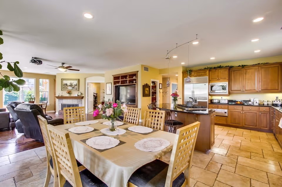 Photo 9 of Silver Oaks, South