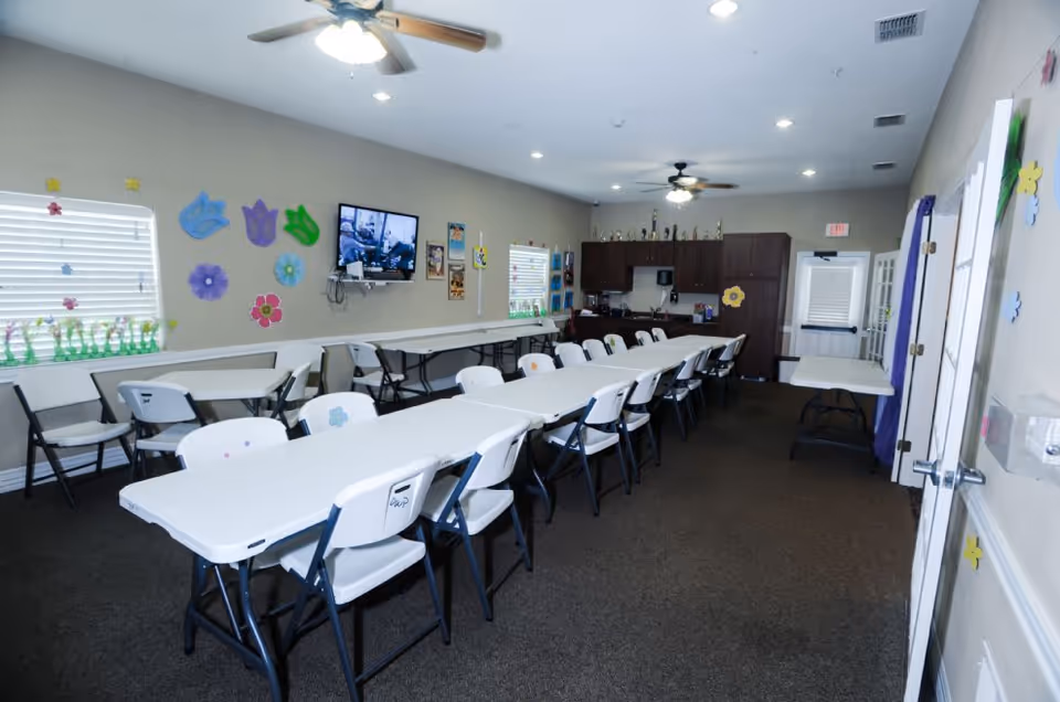 Photo 5 of Oak Wood Place Assisted Living
