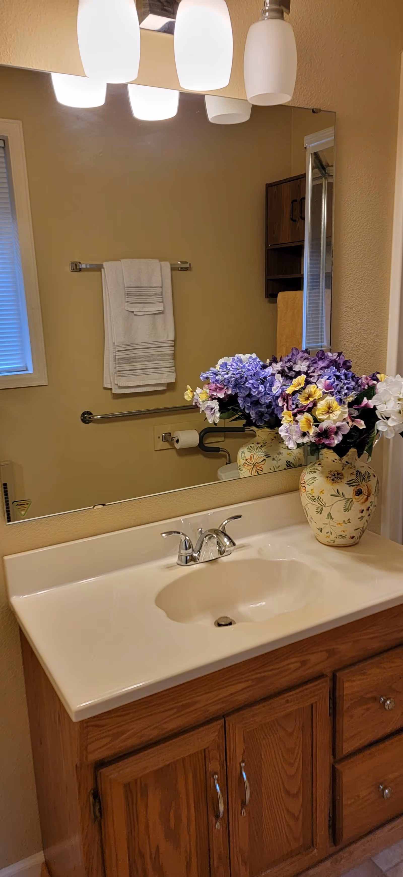 Photo 3 of Loving Care Adult Family Homes