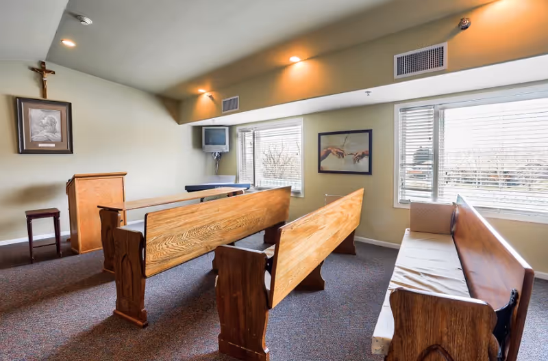 Photo 4 of Minot Lodge