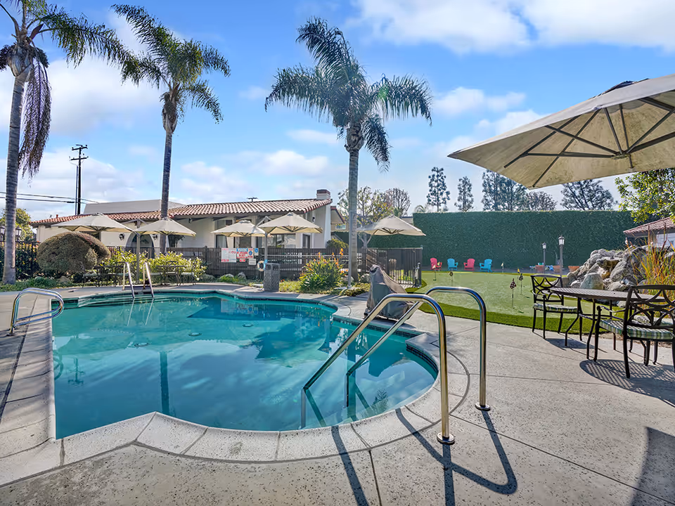 Photo 5 of Huntington Terrace