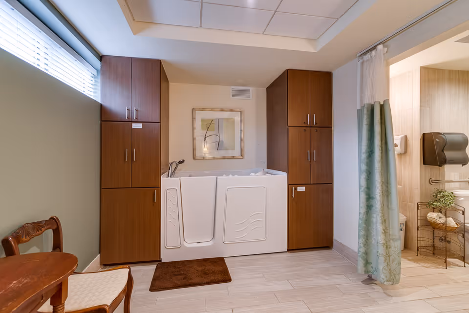 Photo 10 of Abe's Garden/Park Manor Apartments