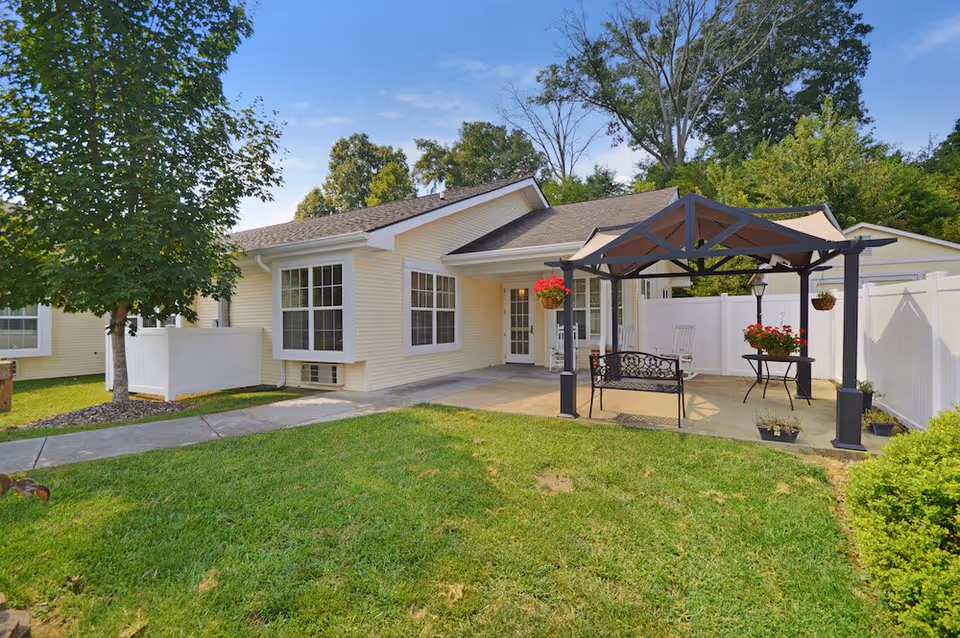 Photo 2 of American House Kingsport