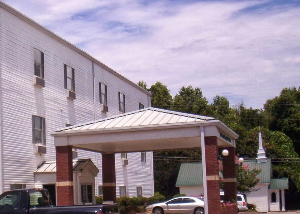 Photo 2 of Pleasant Villa Retirement Home