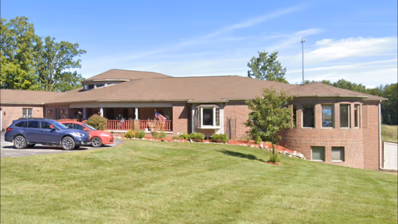 Photo of Courtyard Manor of Howell