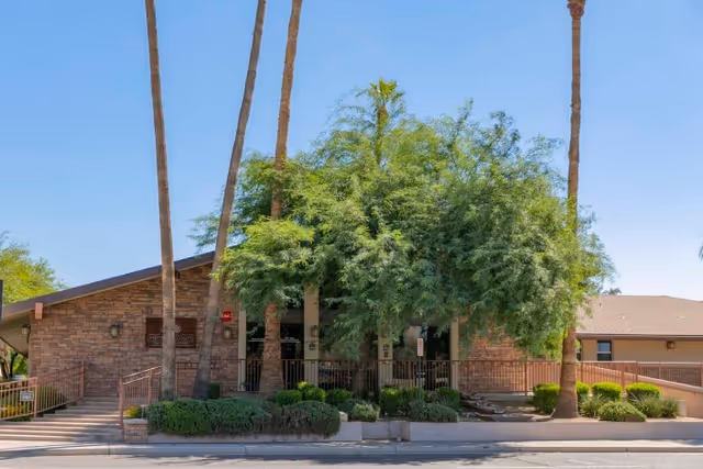 Photo 2 of Heritage Court Post Acute Of Scottsdale