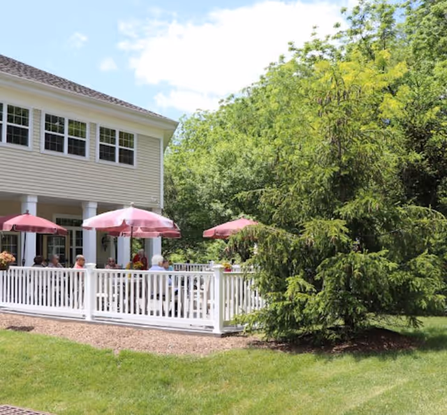 Photo 3 of Mira Vie at Brookfield | Assisted Living Belvidere
