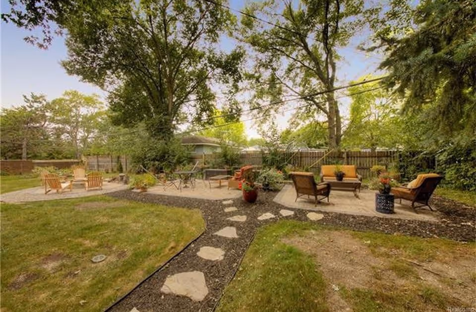 Photo 3 of Heartfelt Residential - Ten Mile Home - Assisted Living