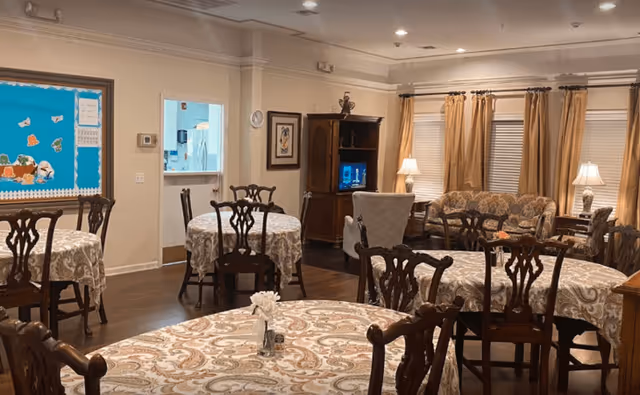 Photo 3 of Pine Needle Senior Living