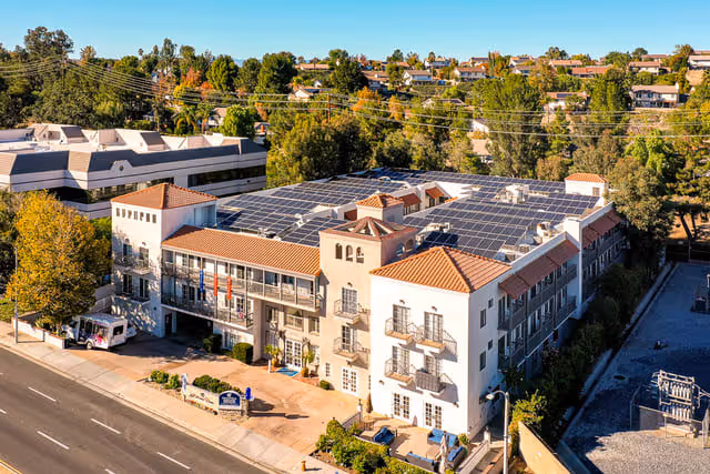 Photo 2 of Santa Clarita Hills Senior Living