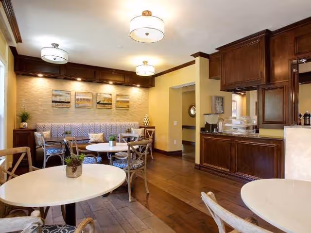 Photo 26 of Oakland Heights Senior Living