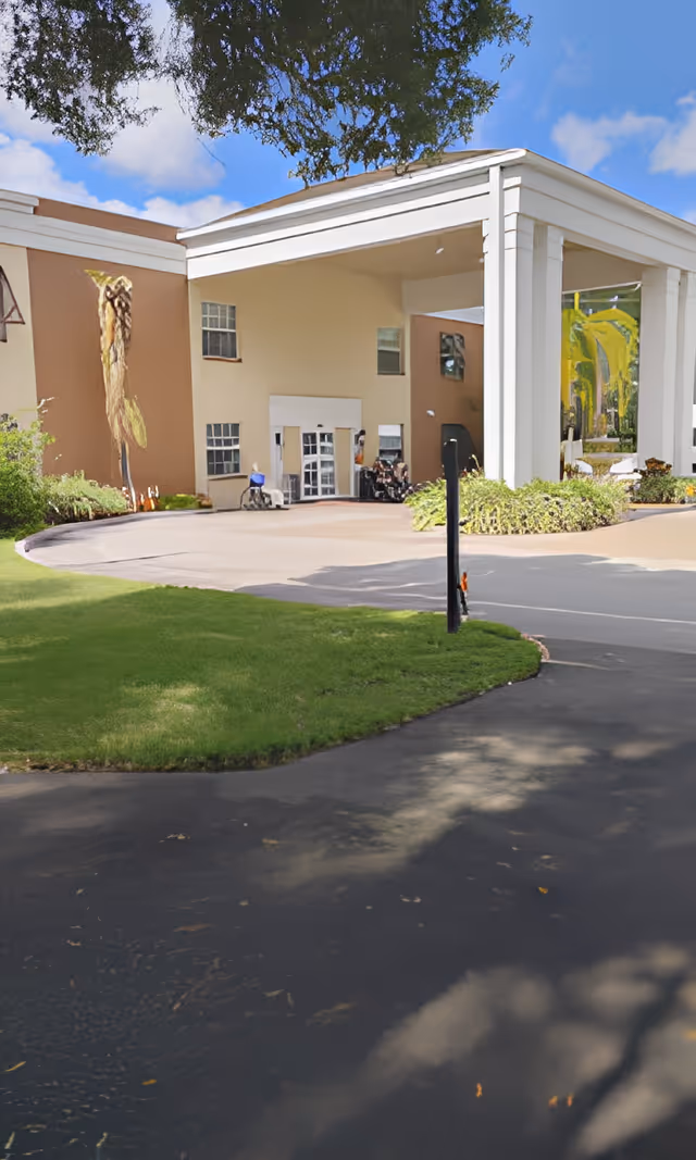 Photo 2 of Volante Senior Living of Pinellas Park