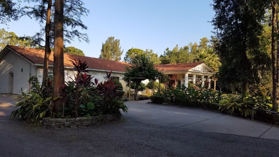Photo of East Lake Manor Assisted Living Facility