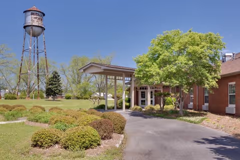 Photo 2 of The Oaks - Bethany (Assisted Living)