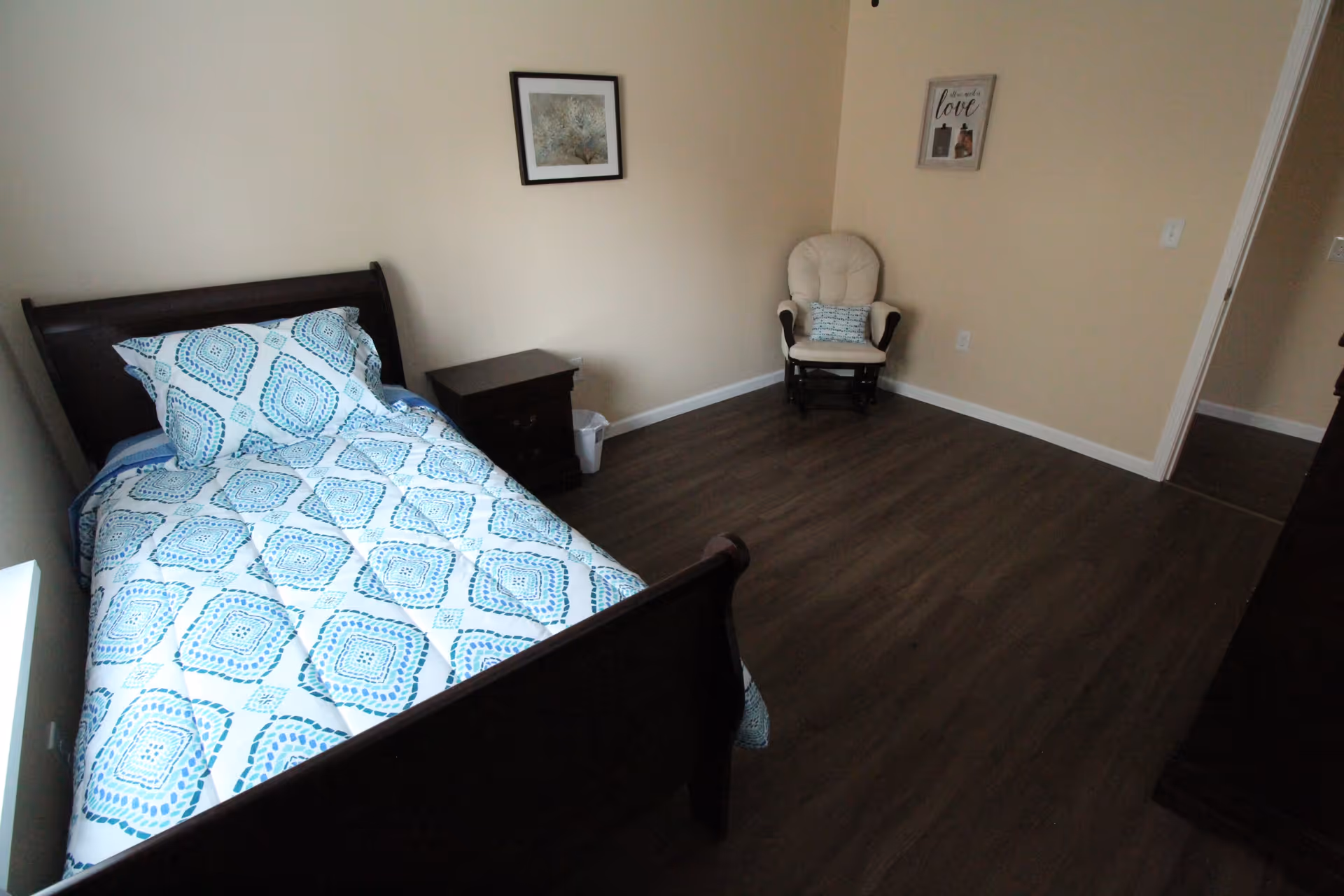 Photo 4 of Heartfelt Residential Care - Sheldon Home - Assisted Living