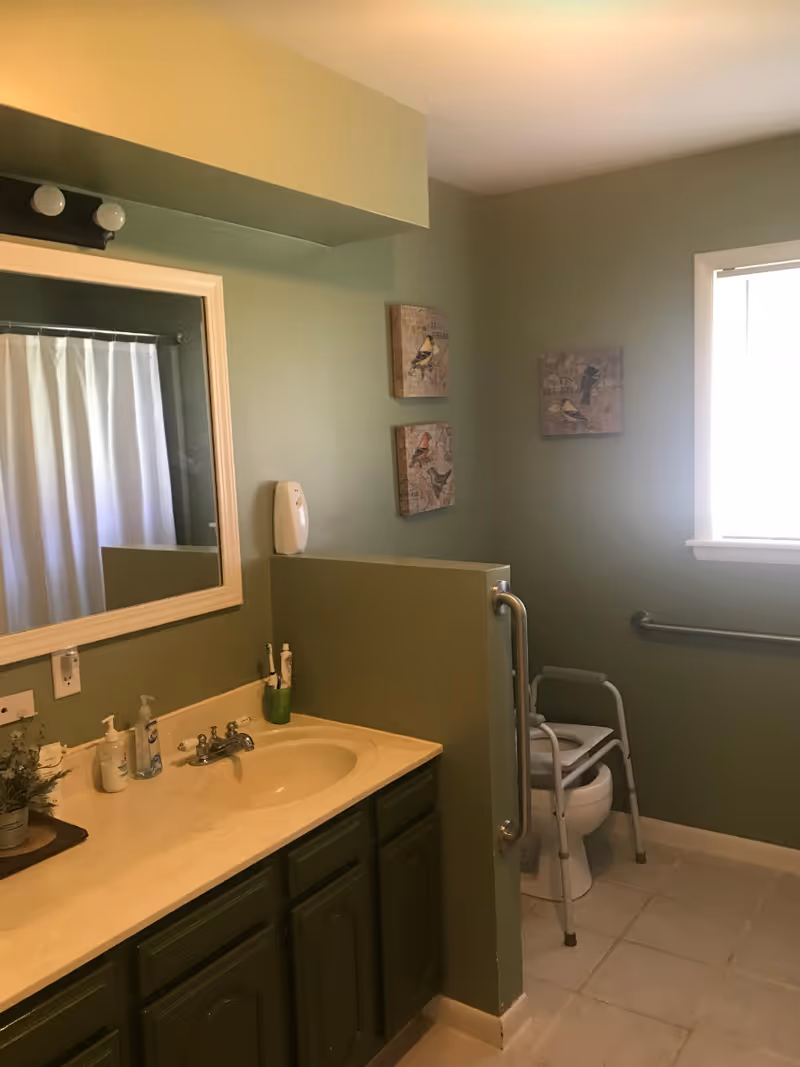 Photo 6 of Sunset Pines Adult Foster Care