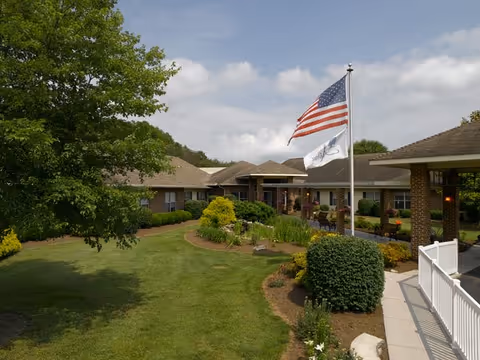 Photo 2 of Knoxville Landing - A Willow Ridge Senior Living community