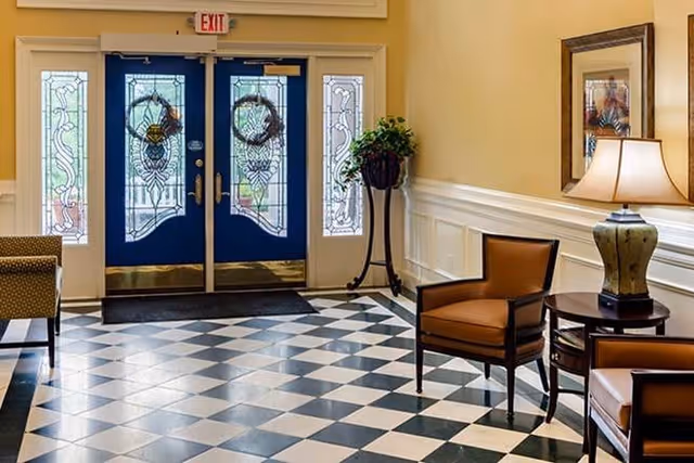 Photo 4 of REGENCY HOUSE BUFORD