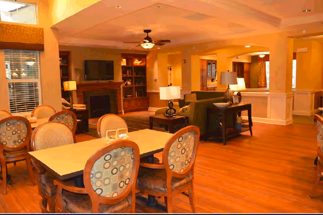 Photo 2 of The Heritage Of Overland Park