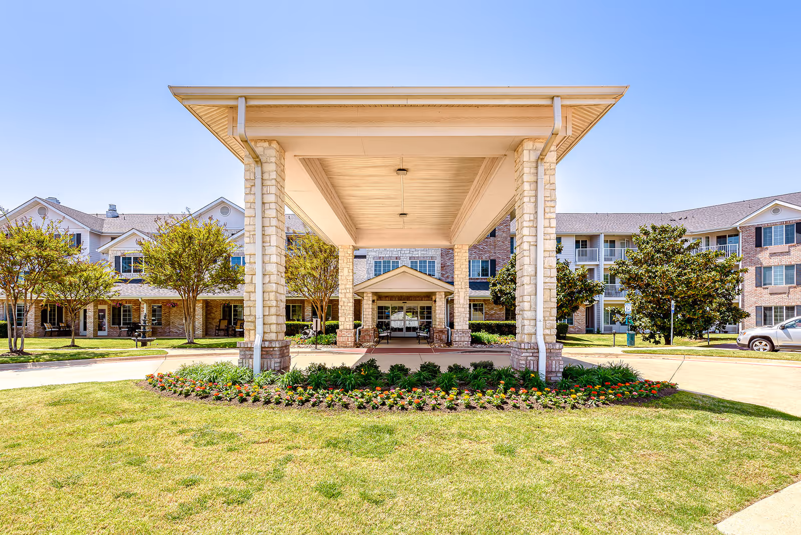 Photo 3 of Solstice Senior Living at Grapevine