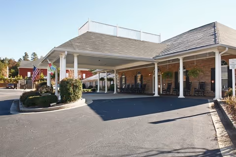 Photo of Cedarhurst of Oakwood