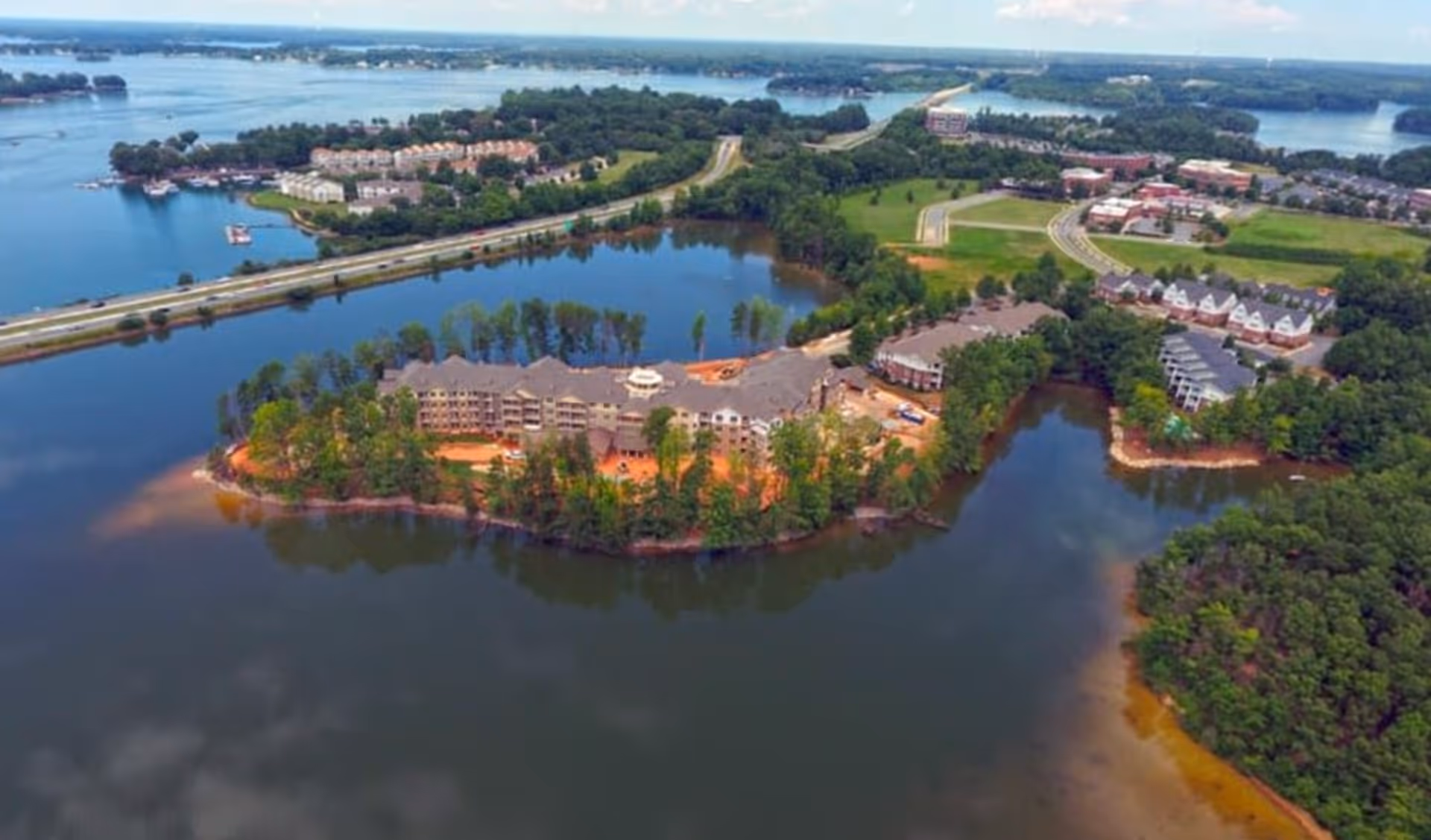 Photo of Williams Place Gracious Retirement Living