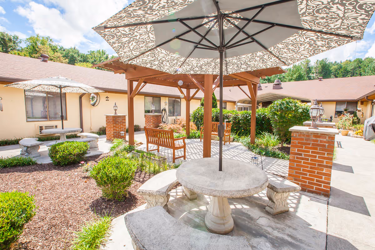 Photo 2 of Signature HealthCARE of Elizabethton Rehab & Wellness Center