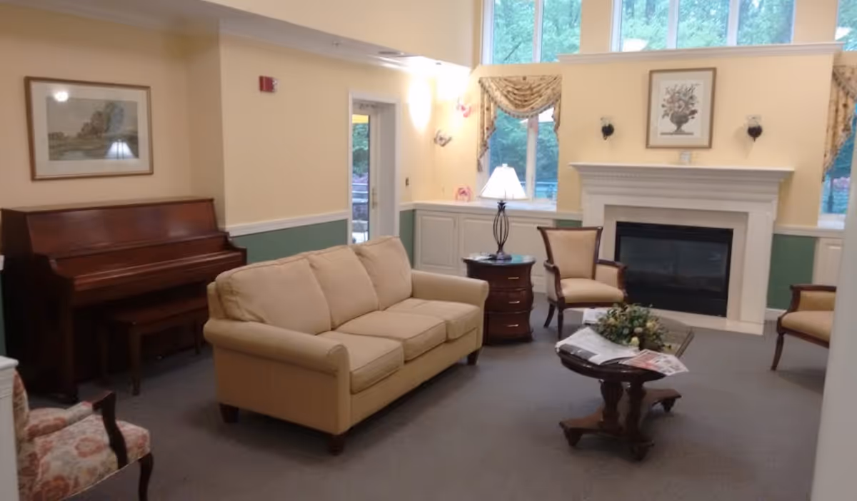 Photo 9 of Byron House