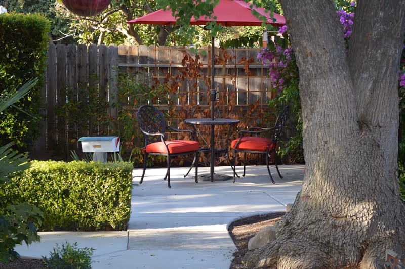Photo 4 of Rose Meadow Manor