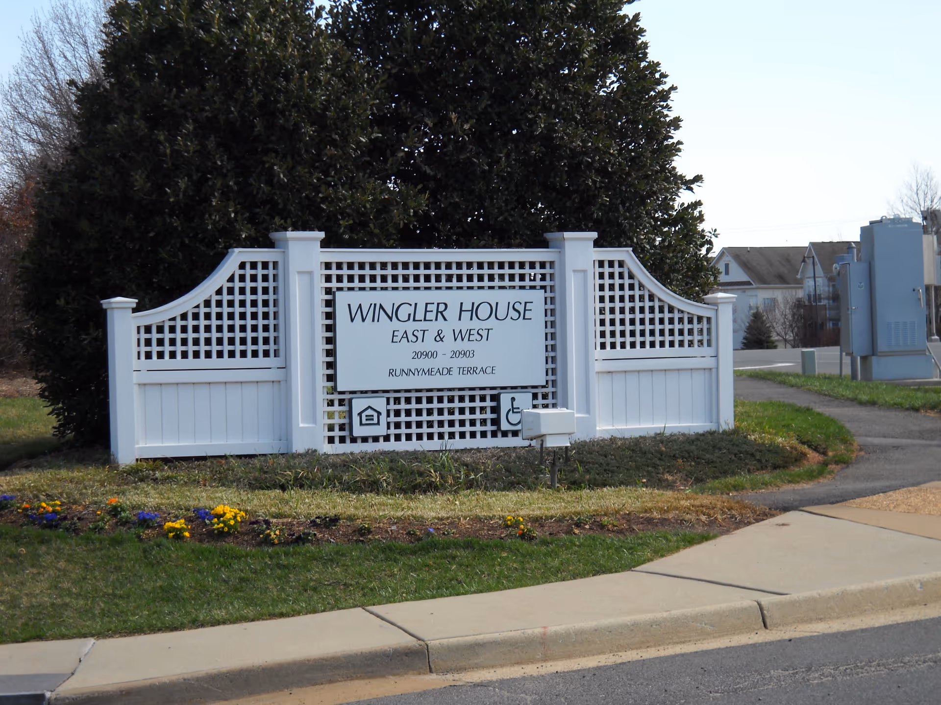 Photo of Wingler House