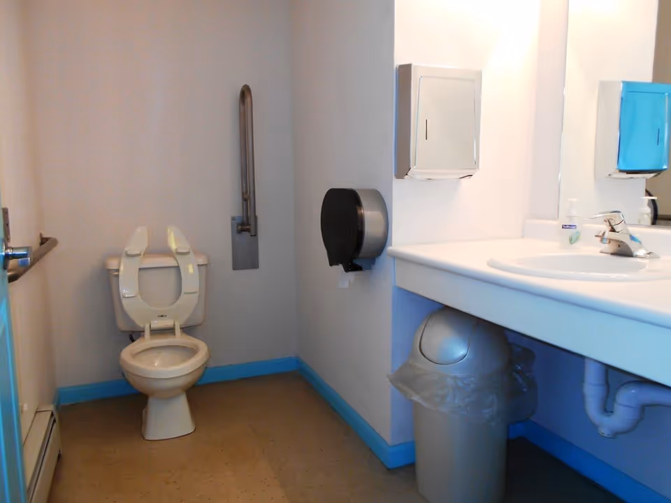 Photo 8 of Spruce Manor
