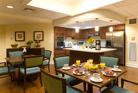 Photo 4 of Atria Longmeadow Place