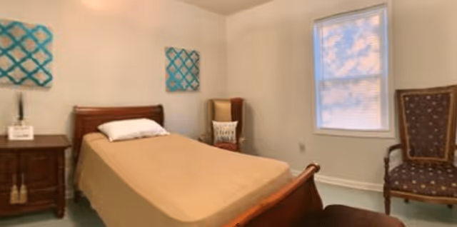 Photo 3 of Pendleton House of Love