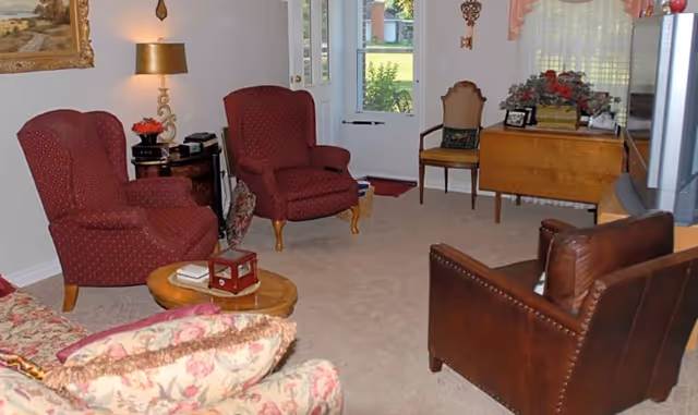 Photo 4 of Elliott Place Senior Living