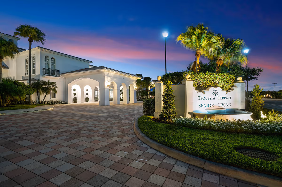 Photo 3 of Tequesta Terrace