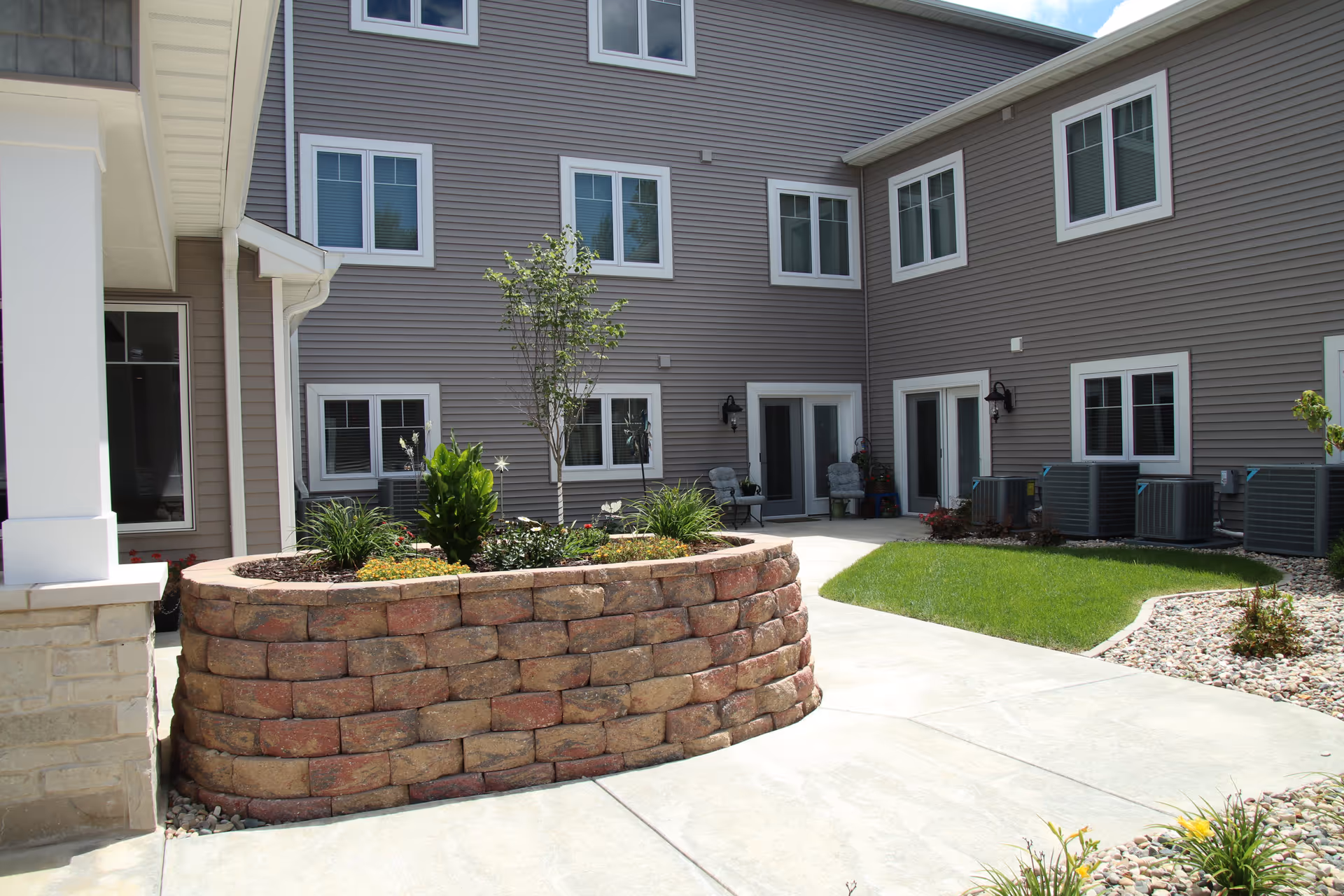 Photo 7 of Villas of Holly Brook Assisted Living & Memory Care: Bloomington Fox Creek, IL