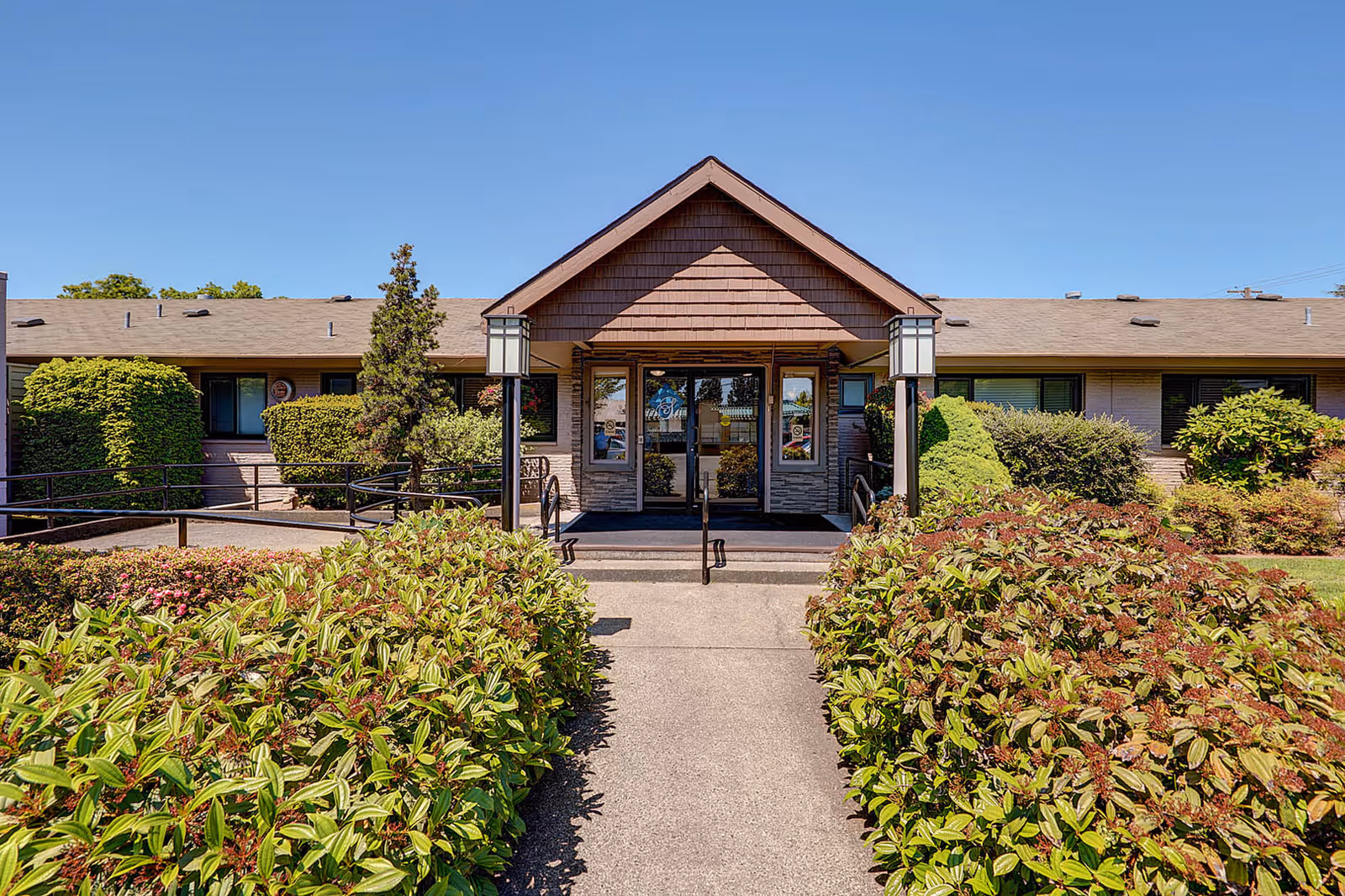 Photo of Gateway Care & Retirement Center