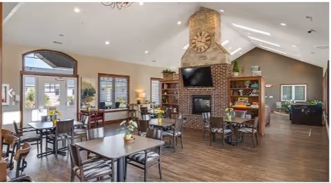 Photo 3 of Villas of Holly Brook Assisted Living & Memory Care: Springfield, IL