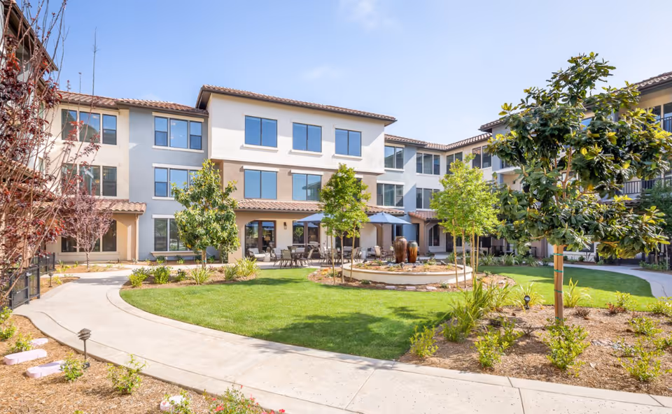 Photo 8 of Santianna Oakmont Signature Senior Living