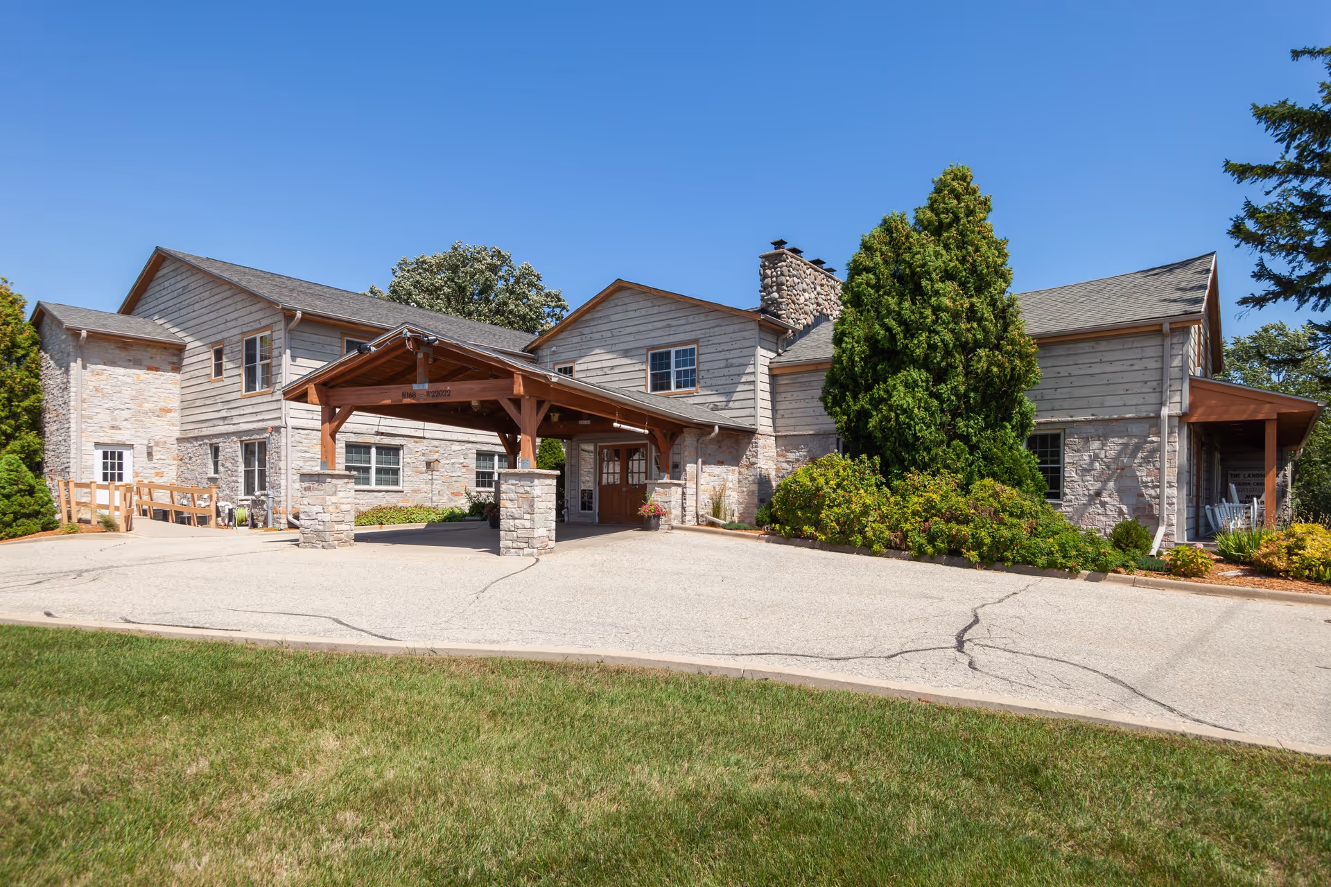 Photo of Charter Senior Living of Hasmer Lake