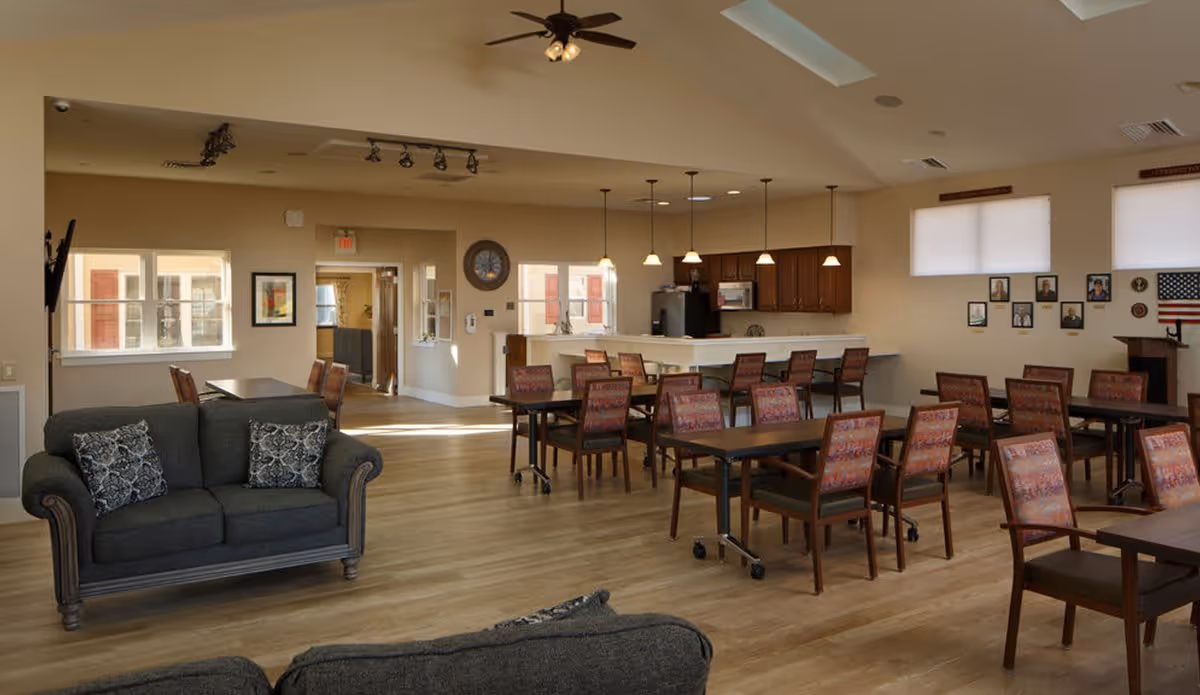Photo 10 of Oak Leaf Manor South