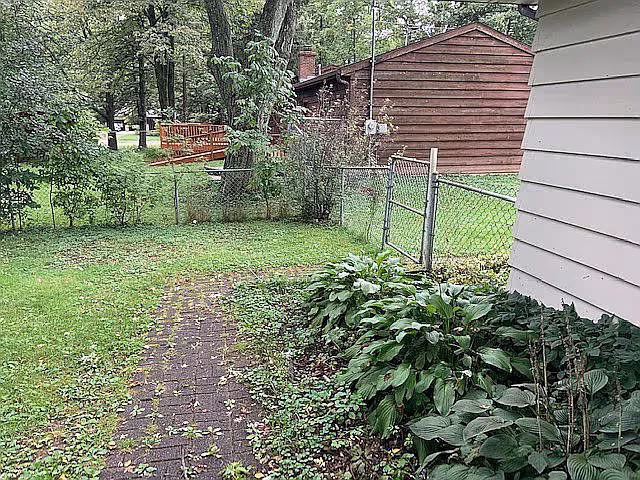 Photo 2 of Drake House of Marshfield LLC