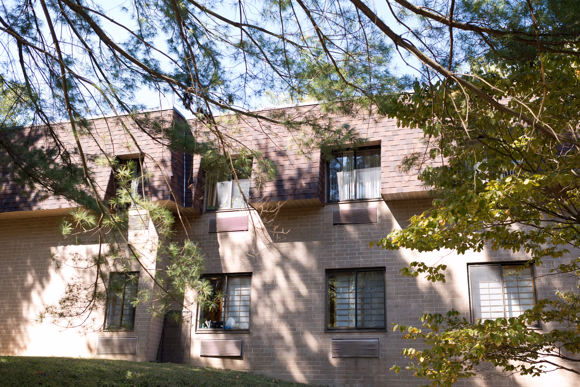 Photo of Autumn Lake Healthcare at Oakview