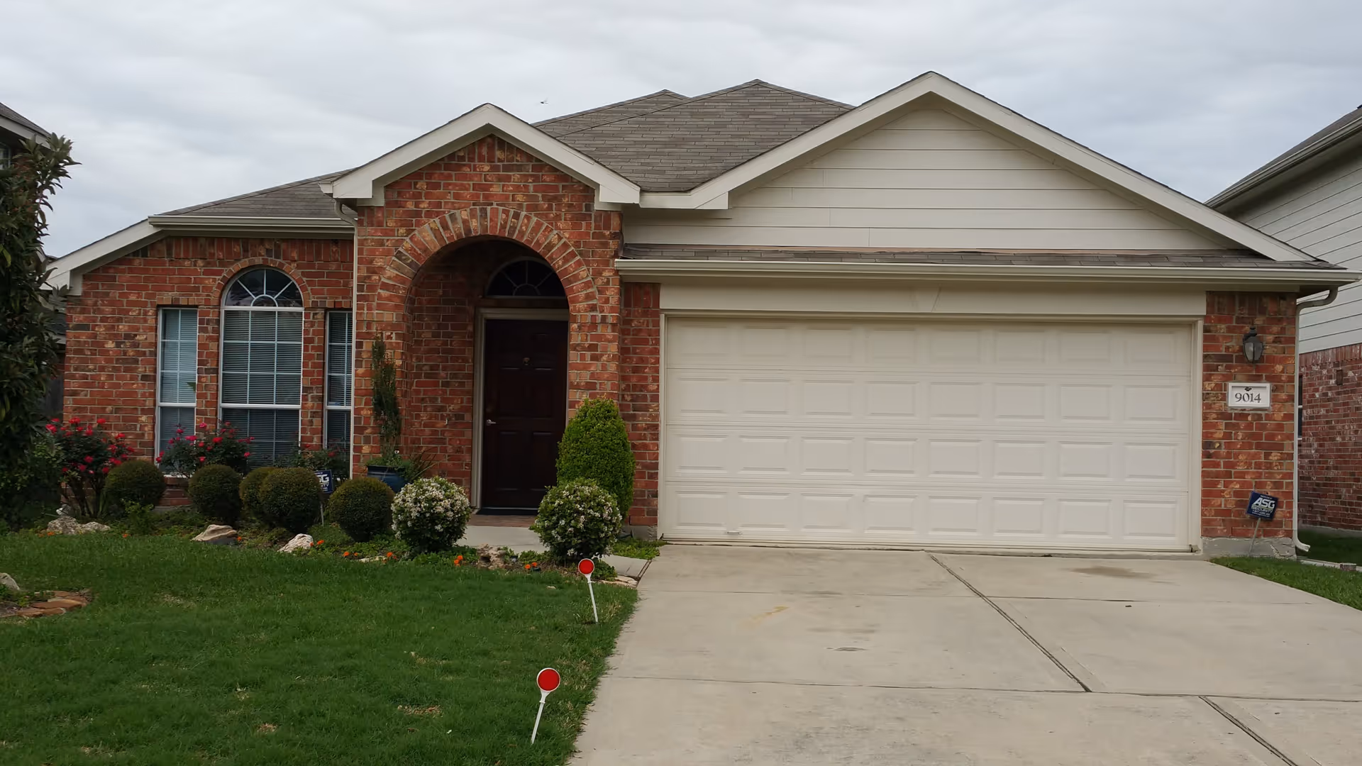 Photo 2 of Avista Home