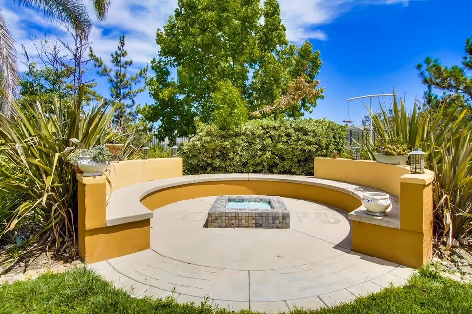 Photo of Silver Oaks, South