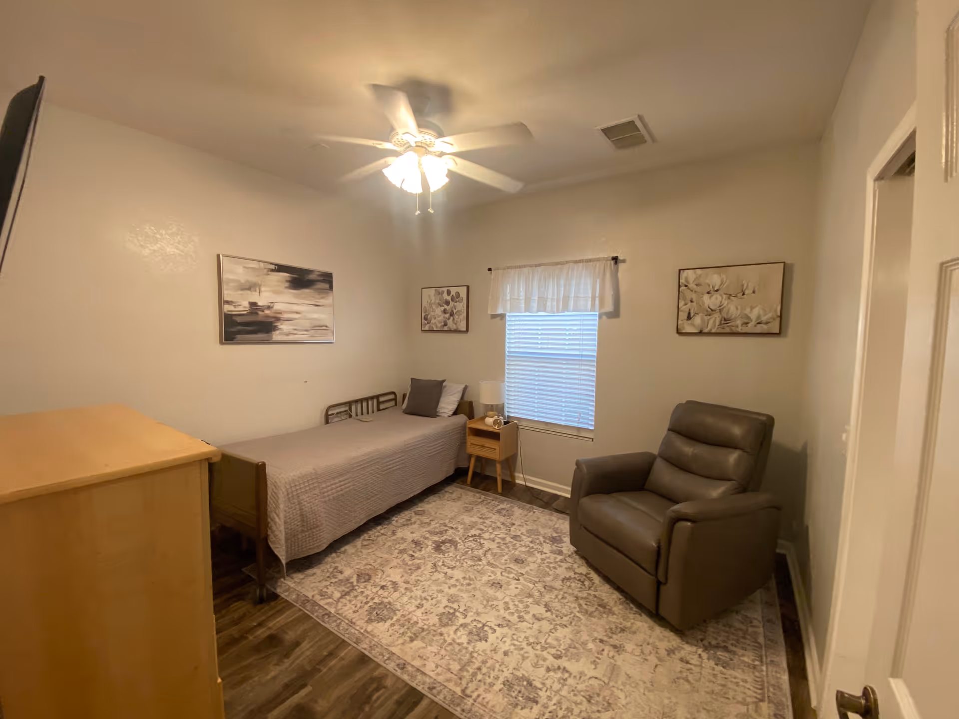 Photo 2 of Arrowhead Symphony Assisted Living