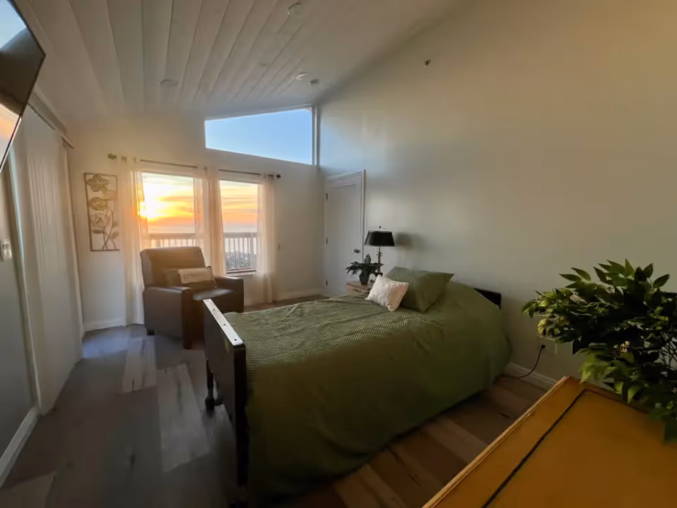 Photo 4 of Oceanview Estate